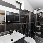 Bugenvilija With Private Pool 빌라